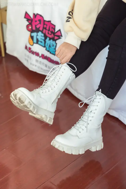 物恋传媒 NO.991 露露-冬天的温暖 - 物恋传媒